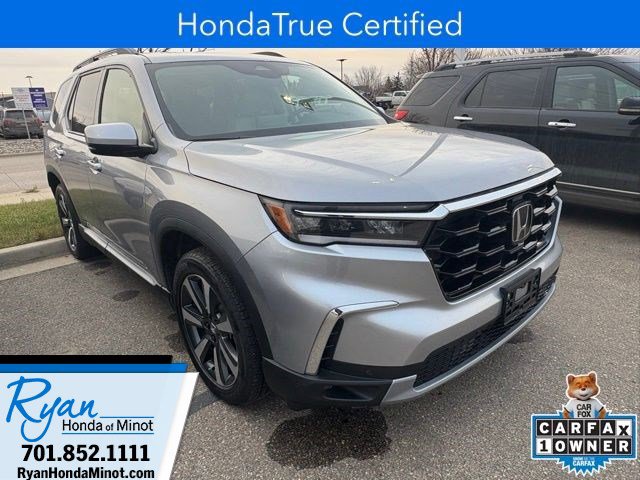 Certified 2025 Honda Pilot Touring