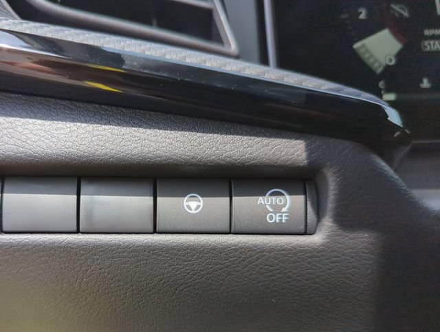 New 2026 Nissan Kicks SR w/ Cold Weather Package FWD image 35