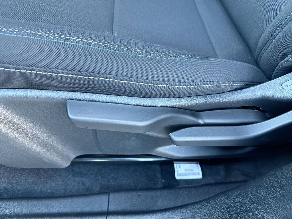 New 2026 Chevrolet Equinox EV LT image 13