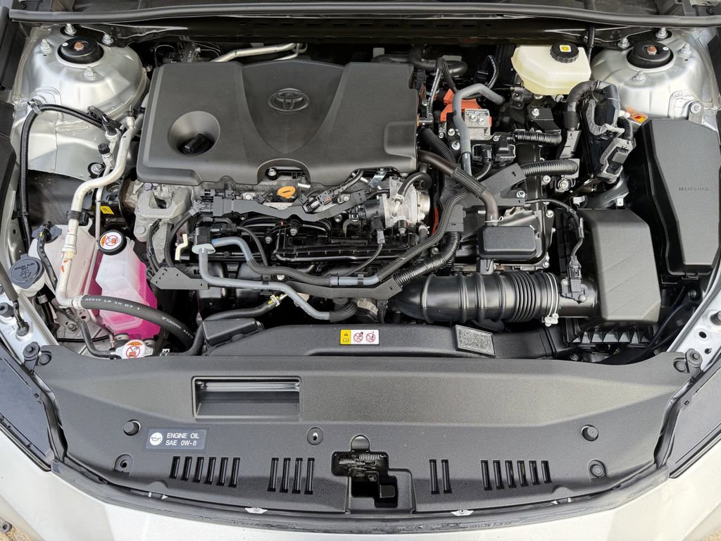Used 2025 Toyota Camry LE FWD image 30