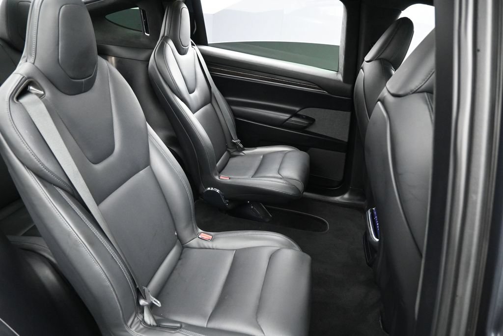 Used 2023 Tesla Model X AWD/4WD image 32