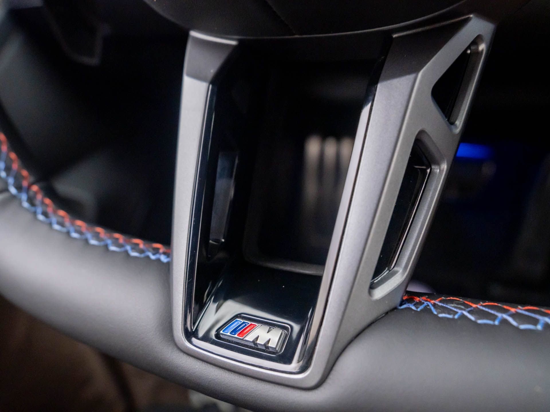 Used 2026 BMW M5 w/ Carbon Package image 19