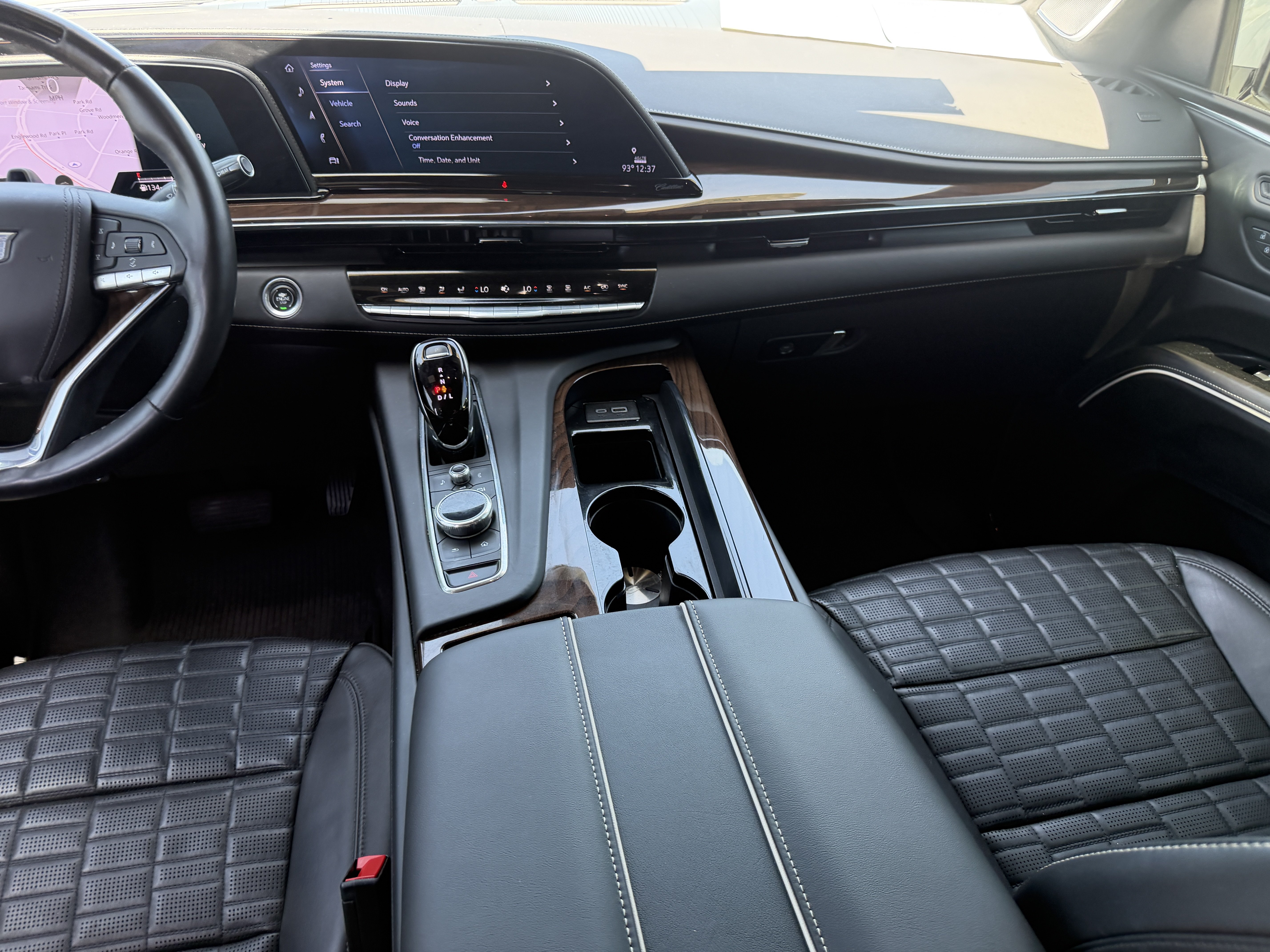 Certified 2024 Cadillac Escalade ESV Sport Platinum w/ LPO, ONYX Package AWD/4WD image 15