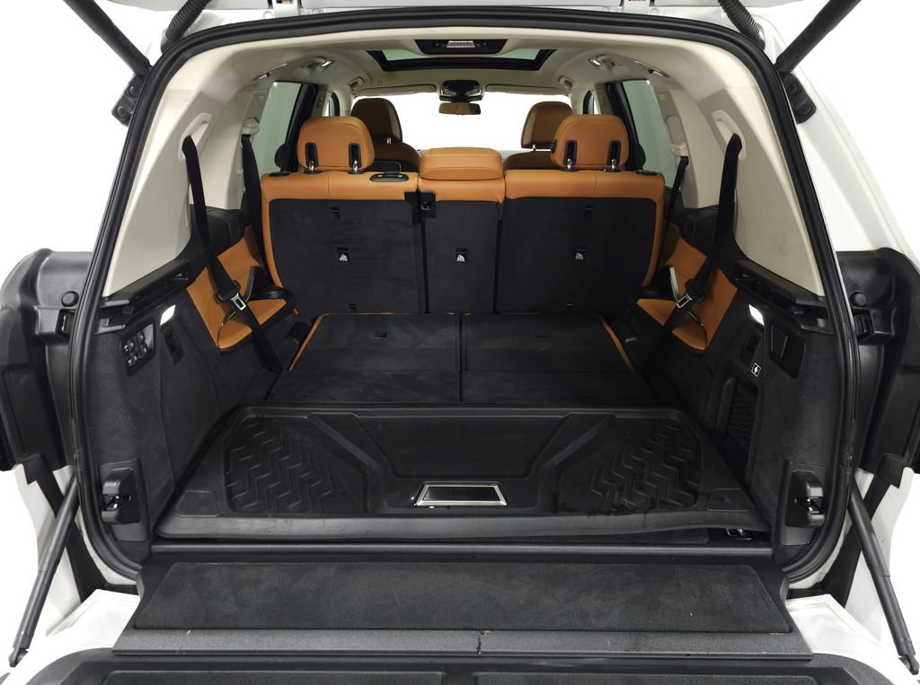 Used 2024 BMW X7 xDrive40i w/ Executive Package image 6