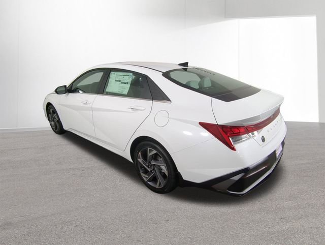 New 2026 Hyundai Elantra Limited image 33