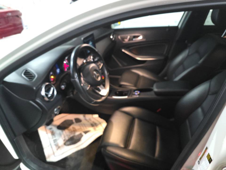 Used 2018 Mercedes-Benz GLA 250 4MATIC image 11