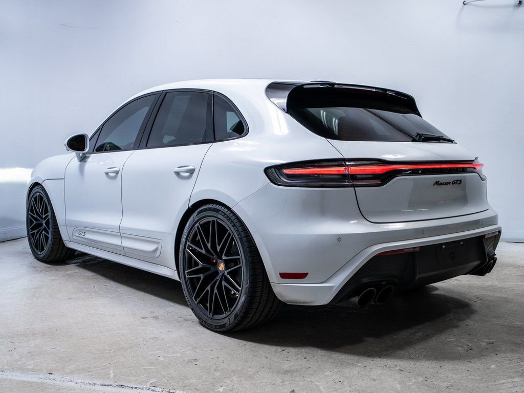 Used 2023 Porsche Macan GTS image 3