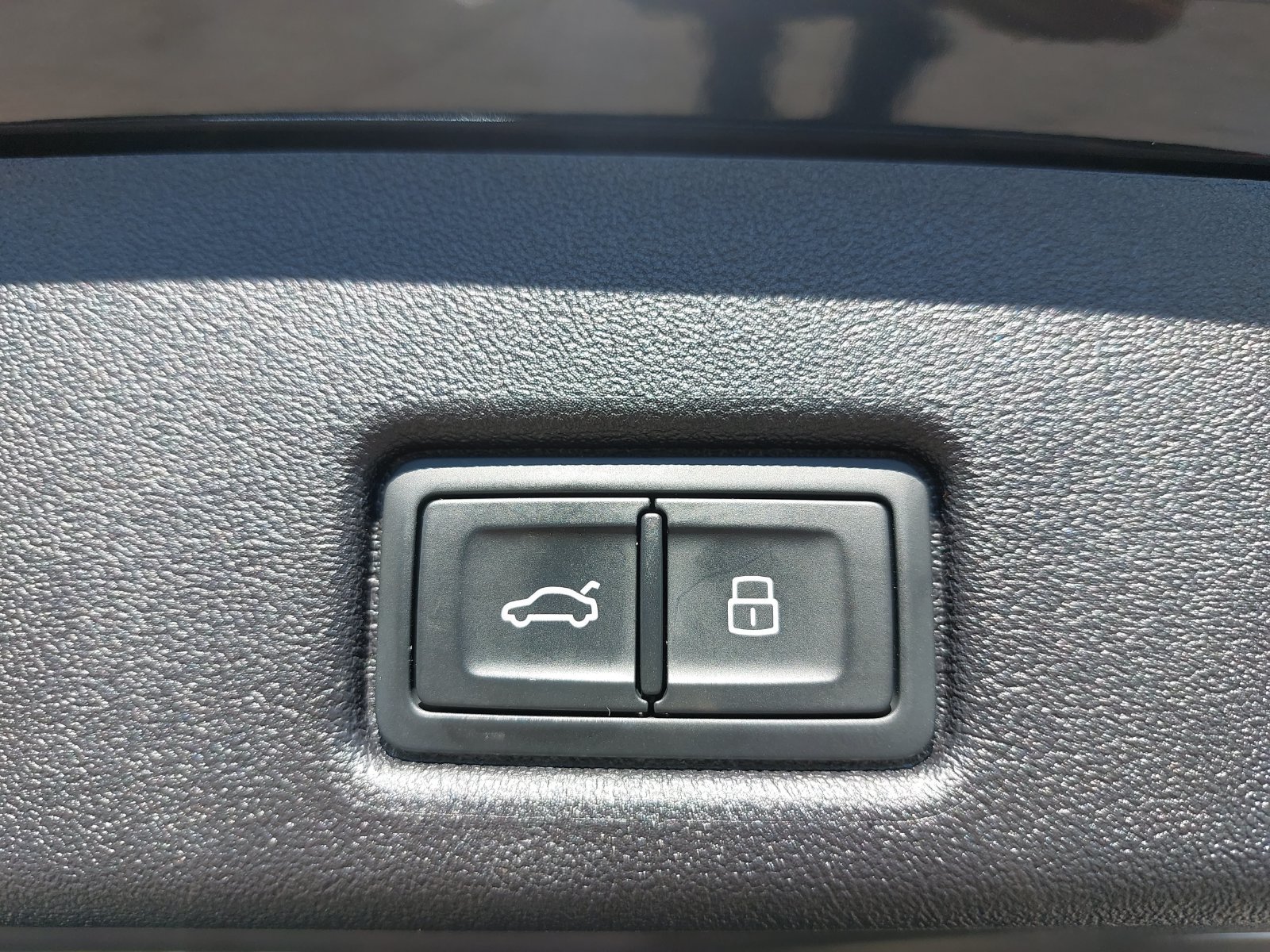Used 2025 Audi Q5 Premium Plus w/ Premium Plus AWD/4WD image 13