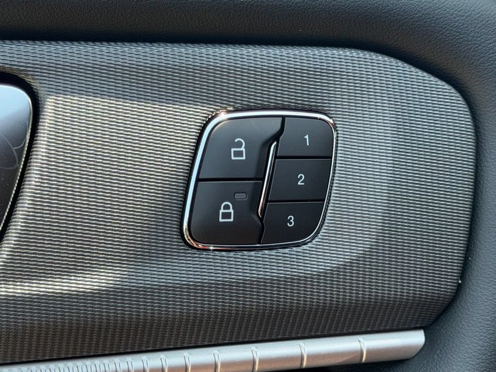 New 2026 Ford Explorer ST AWD/4WD image 18