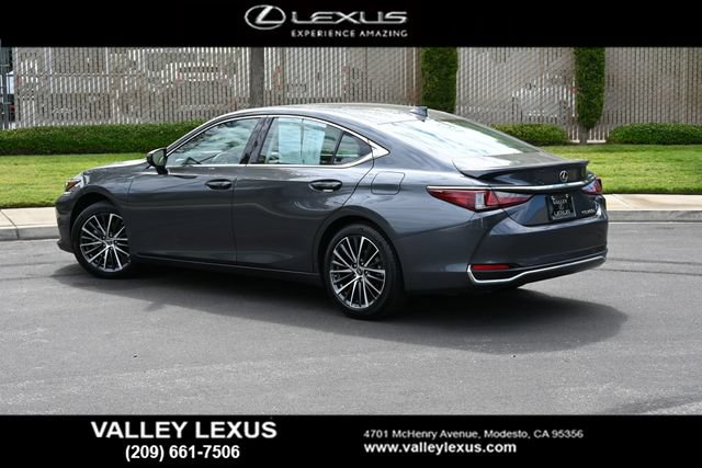 Certified 2025 Lexus ES 300h w/ Premium Package FWD image 4