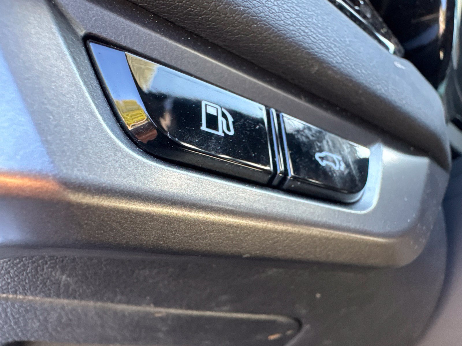Used 2024 Lexus RX 350 Premium w/ Accessory Package (Z1) FWD image 15