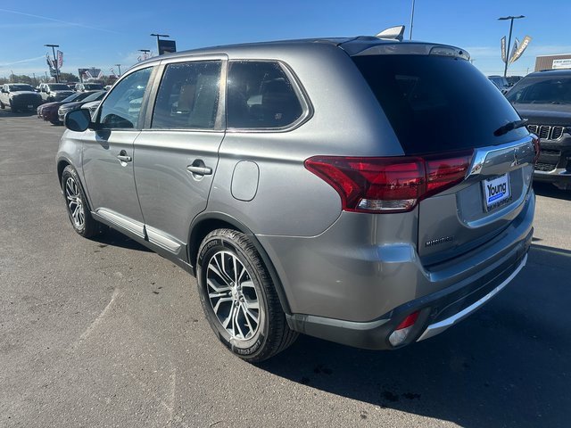 Used 2018 Mitsubishi Outlander ES image 6