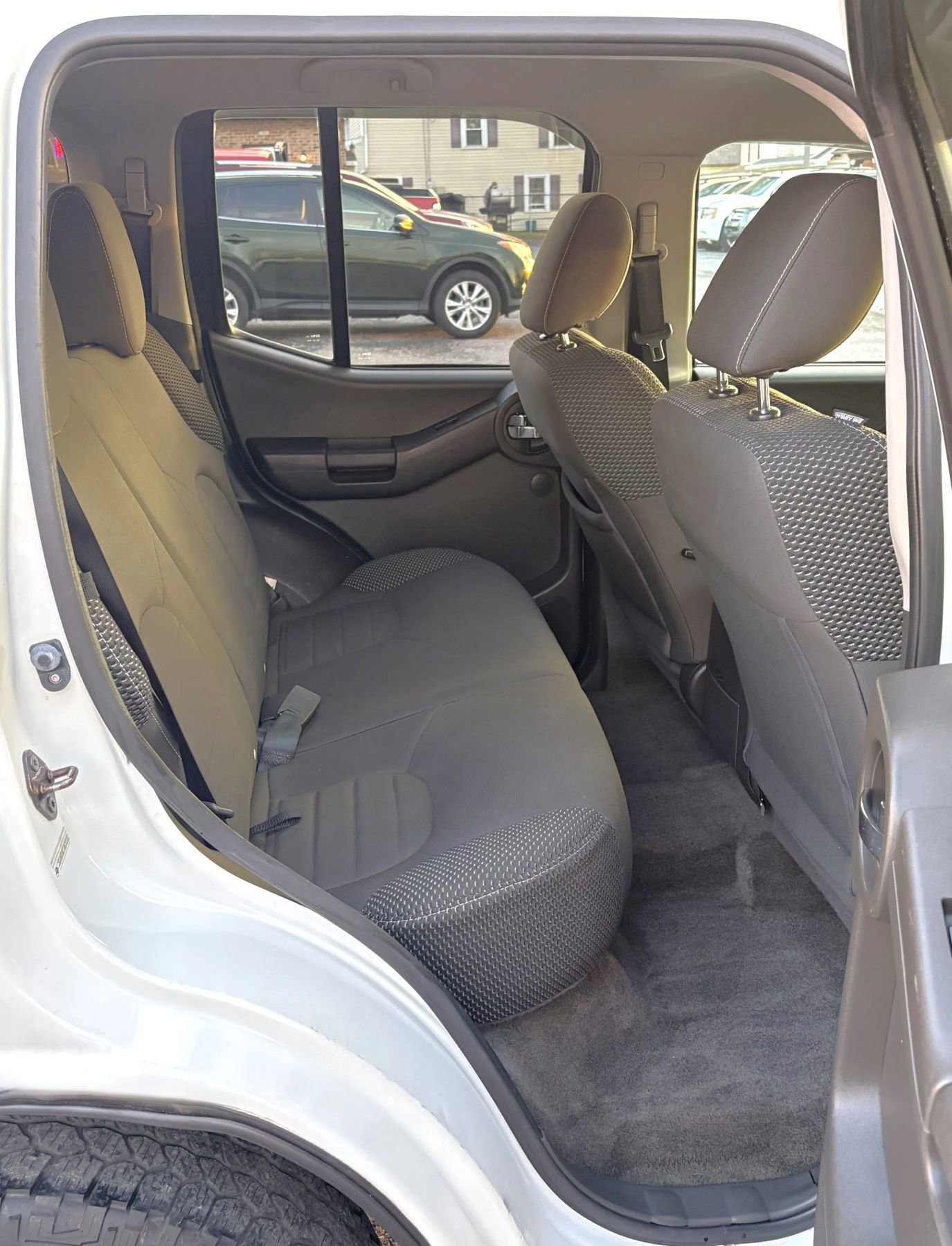 Used 2015 Nissan Xterra PRO-4X image 9