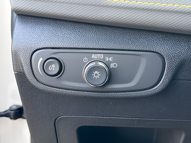 New 2026 Chevrolet TrailBlazer ACTIV w/ Driver Confidence Package FWD image 21