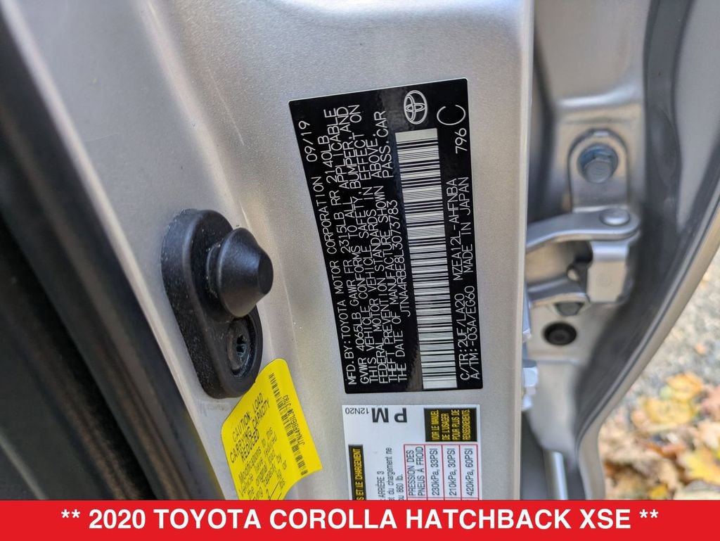 Used 2020 Toyota Corolla XSE image 39