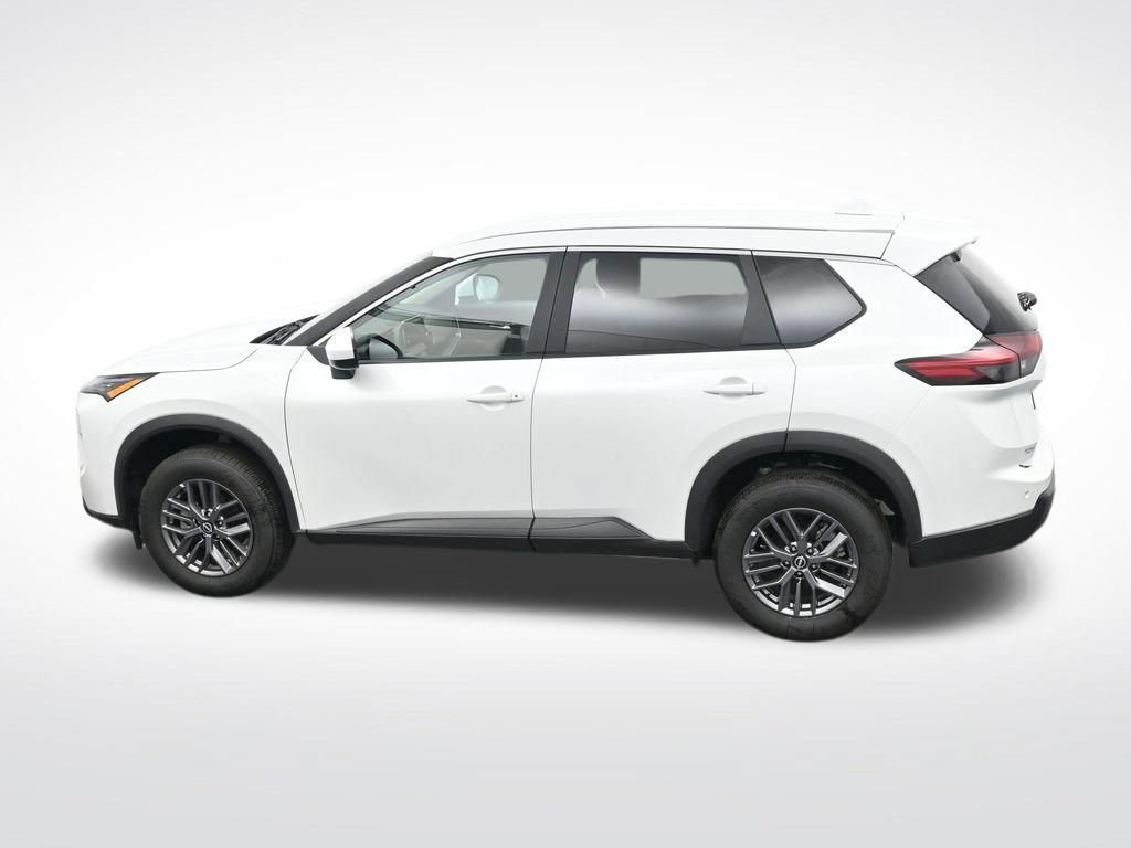 Used 2026 Nissan Rogue SV image 29