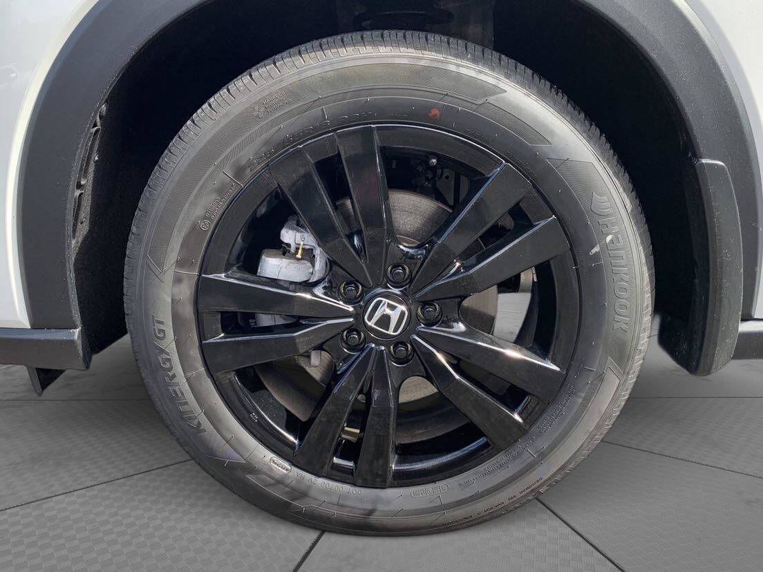 Certified 2026 Honda HR-V Sport image 9