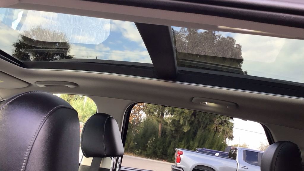 Used 2023 Kia Sorento SX Prestige image 17