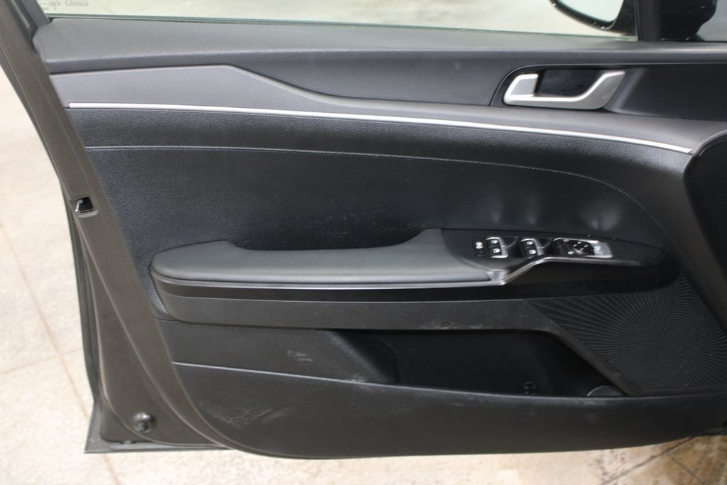 Used 2025 Kia K5 LXS image 17