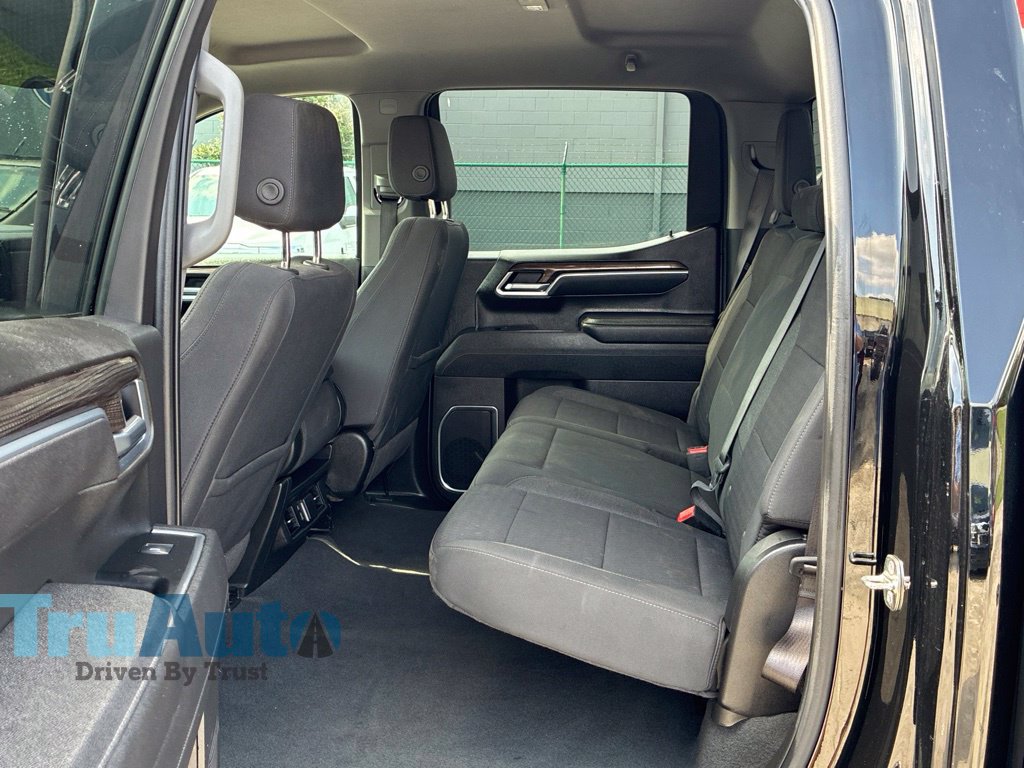 Used 2026 Chevrolet Silverado 1500 RST AWD/4WD image 38
