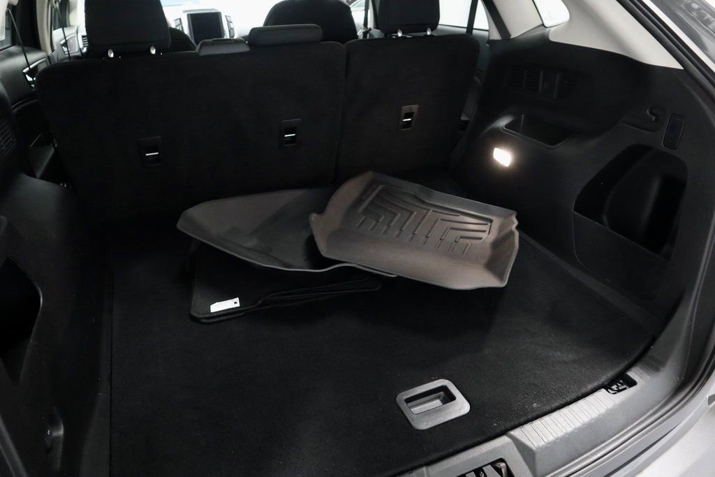 Certified 2023 Ford Edge SE image 15