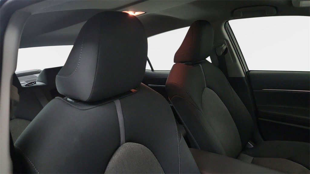 Used 2024 Toyota Camry LE image 9
