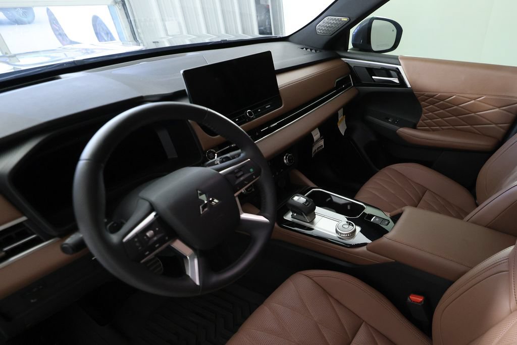 Used 2025 Mitsubishi Outlander SEL FWD image 20
