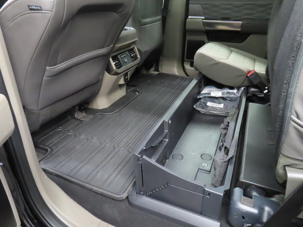 Used 2025 Ford F350 Platinum w/ Platinum Plus Package AWD/4WD image 58