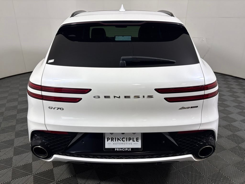 Used 2023 Genesis GV70 3.5T Sport w/ Sport Prestige Package AWD/4WD image 6