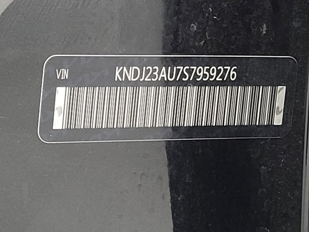 Used 2025 Kia Soul LX FWD image 33
