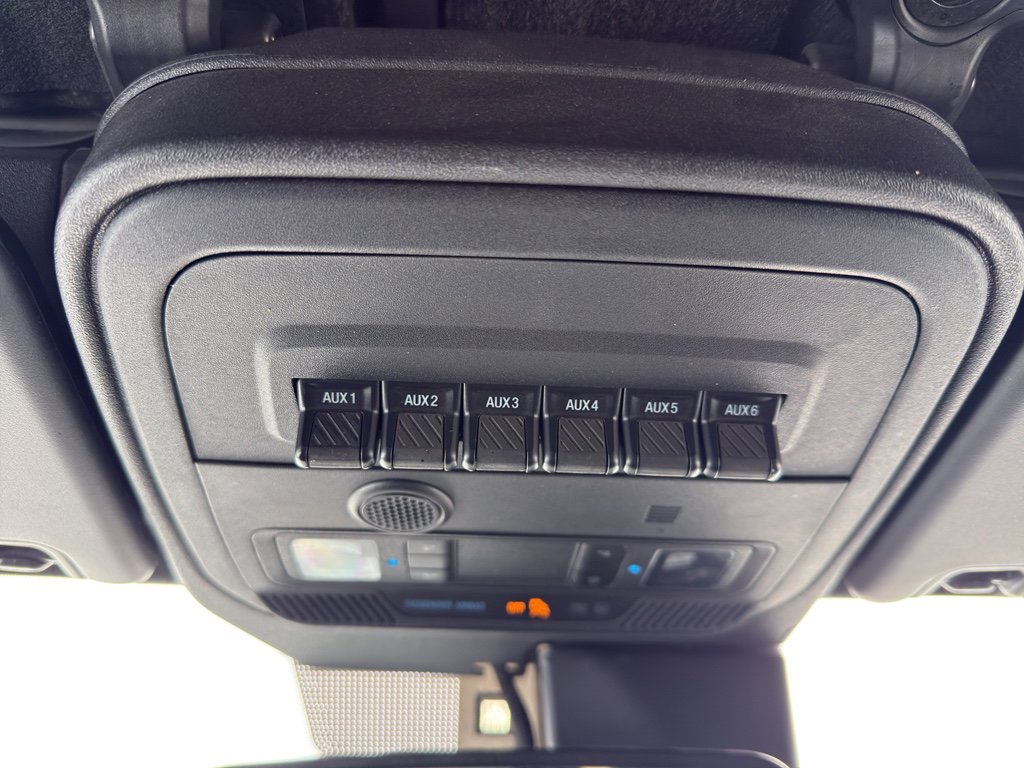 Used 2022 Ford Bronco Black Diamond w/ Sasquatch Package image 21