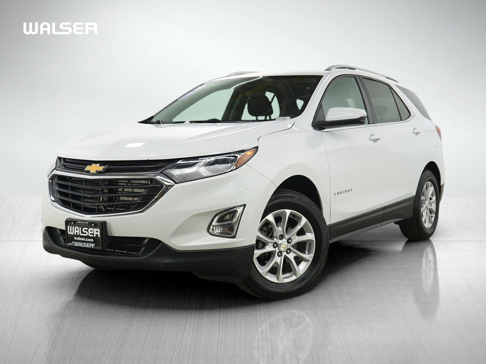 Used 2019 Chevrolet Equinox LT w/ Sun & Navigation Package AWD/4WD image 1