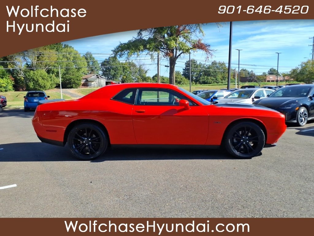 Used 2016 Dodge Challenger R/T Plus RWD image 6