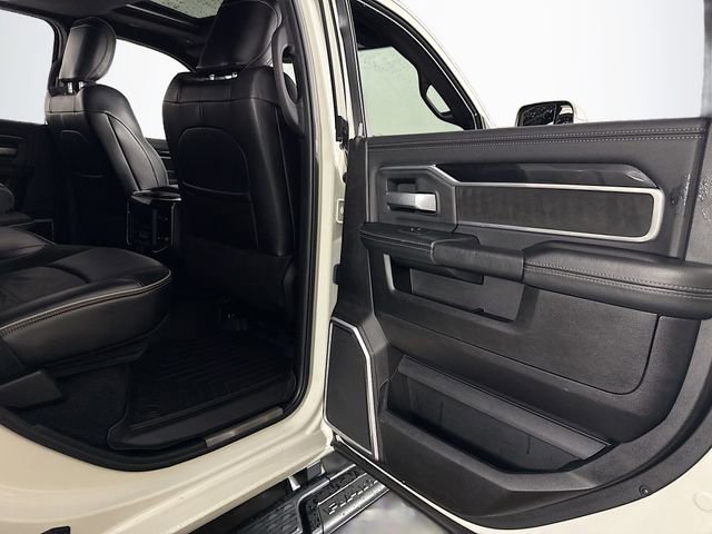 Used 2019 RAM 2500 Laramie image 35