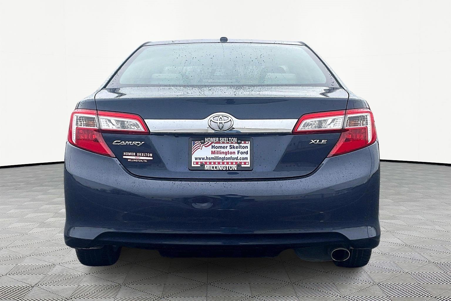 Used 2014 Toyota Camry XLE w/ Leather Package image 4