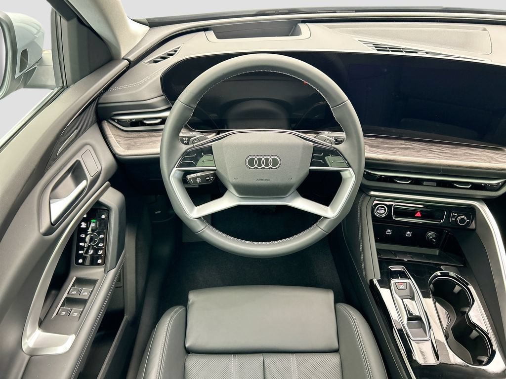 Used 2025 Audi Q5 Premium Plus w/ Premium Plus AWD/4WD image 11