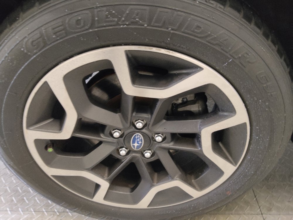 Used 2017 Subaru Crosstrek 2.0i Limited image 31