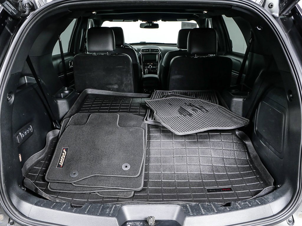 Used 2018 Ford Explorer Sport w/ Equipment Group 401A image 32
