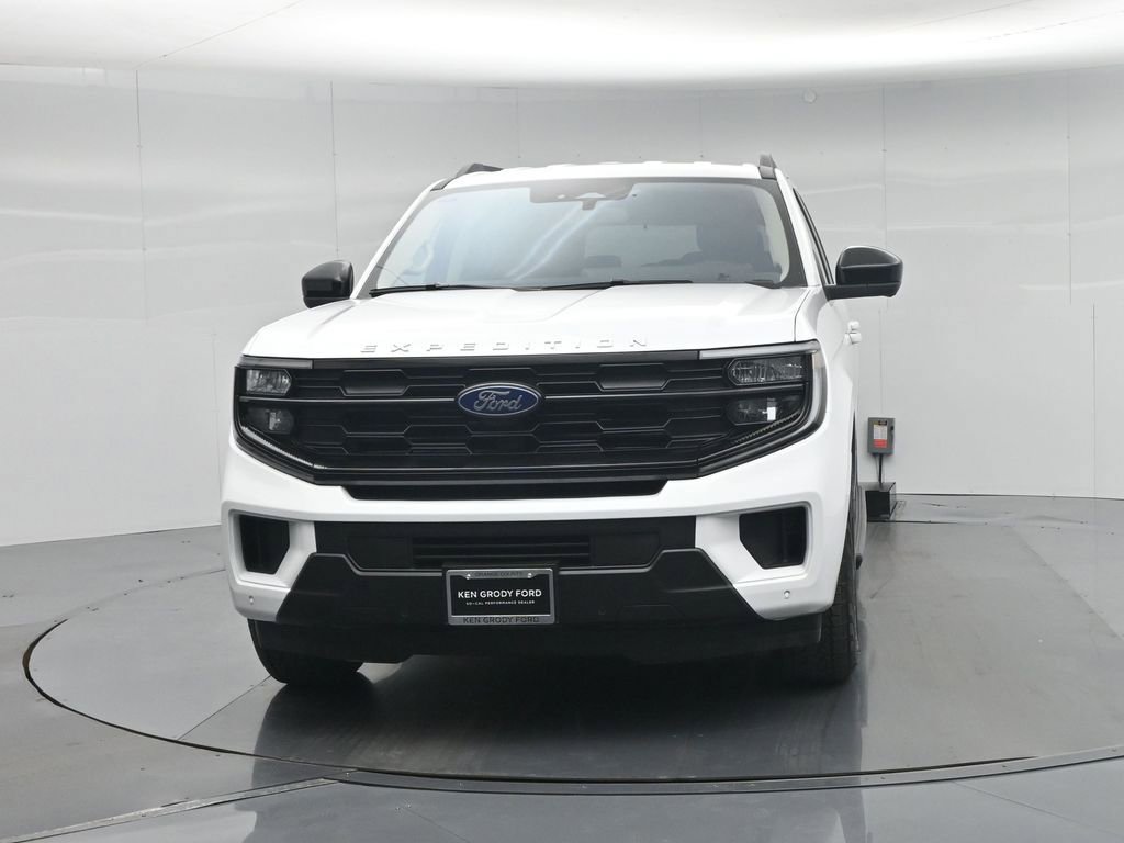 Used 2025 Ford Expedition Active AWD/4WD image 28