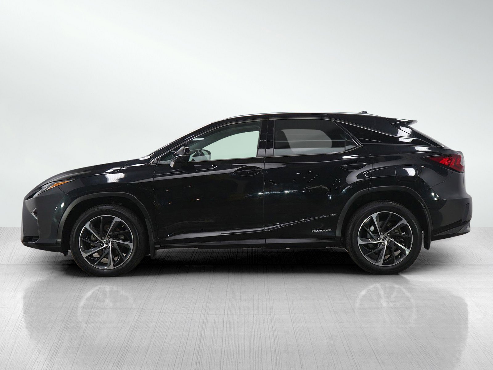 Used 2019 Lexus RX 450h AWD w/ Luxury Package image 2