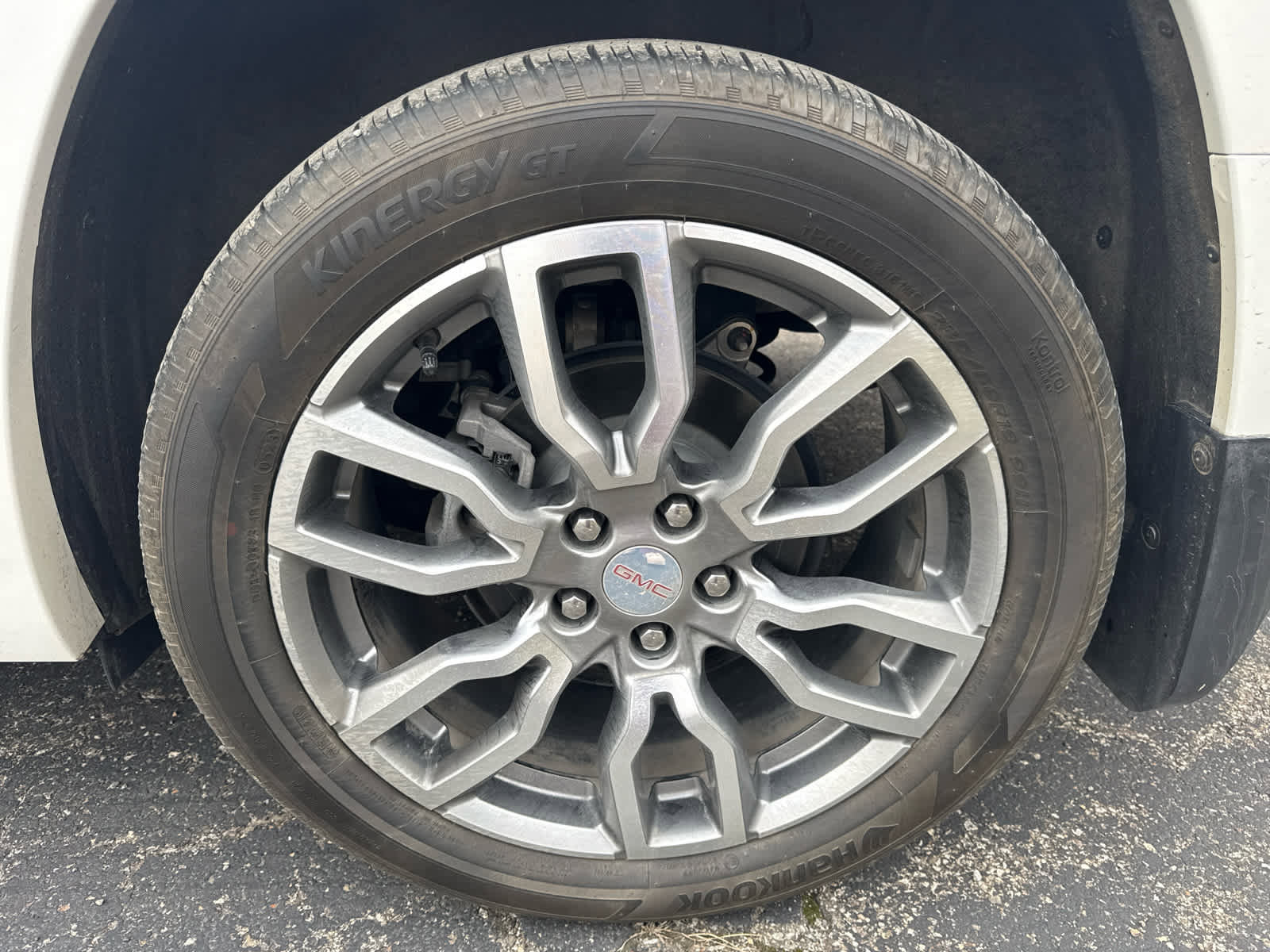 Used 2023 GMC Terrain Denali w/ Denali Premium Package image 4