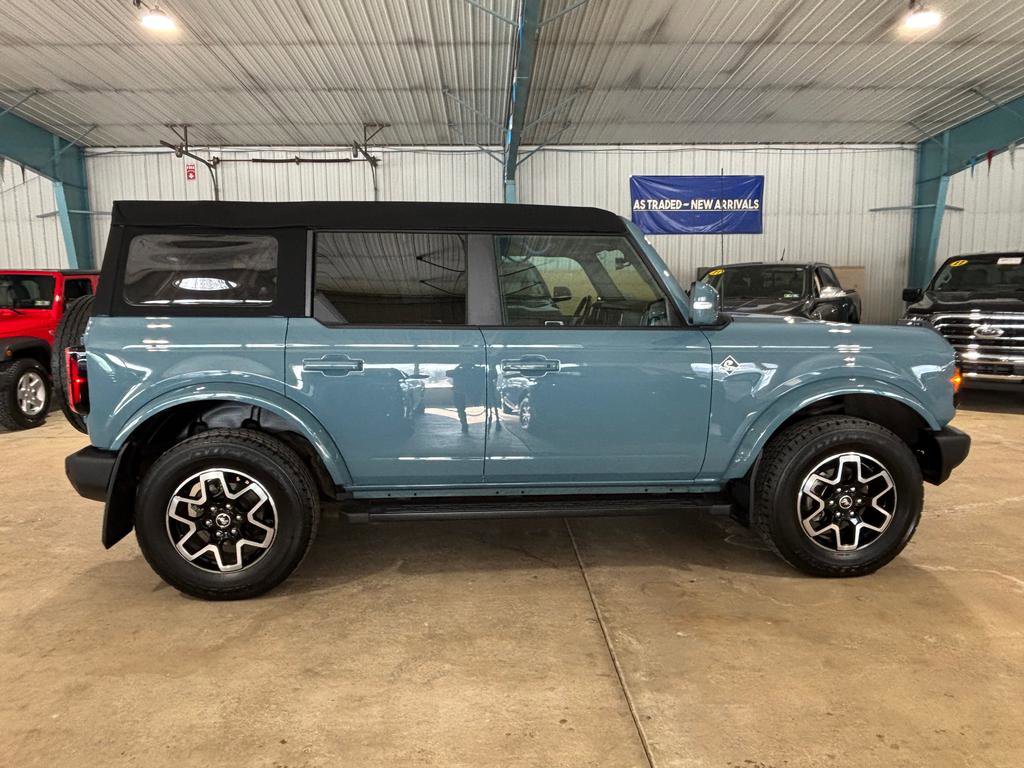 Used 2023 Ford Bronco Outer Banks image 8