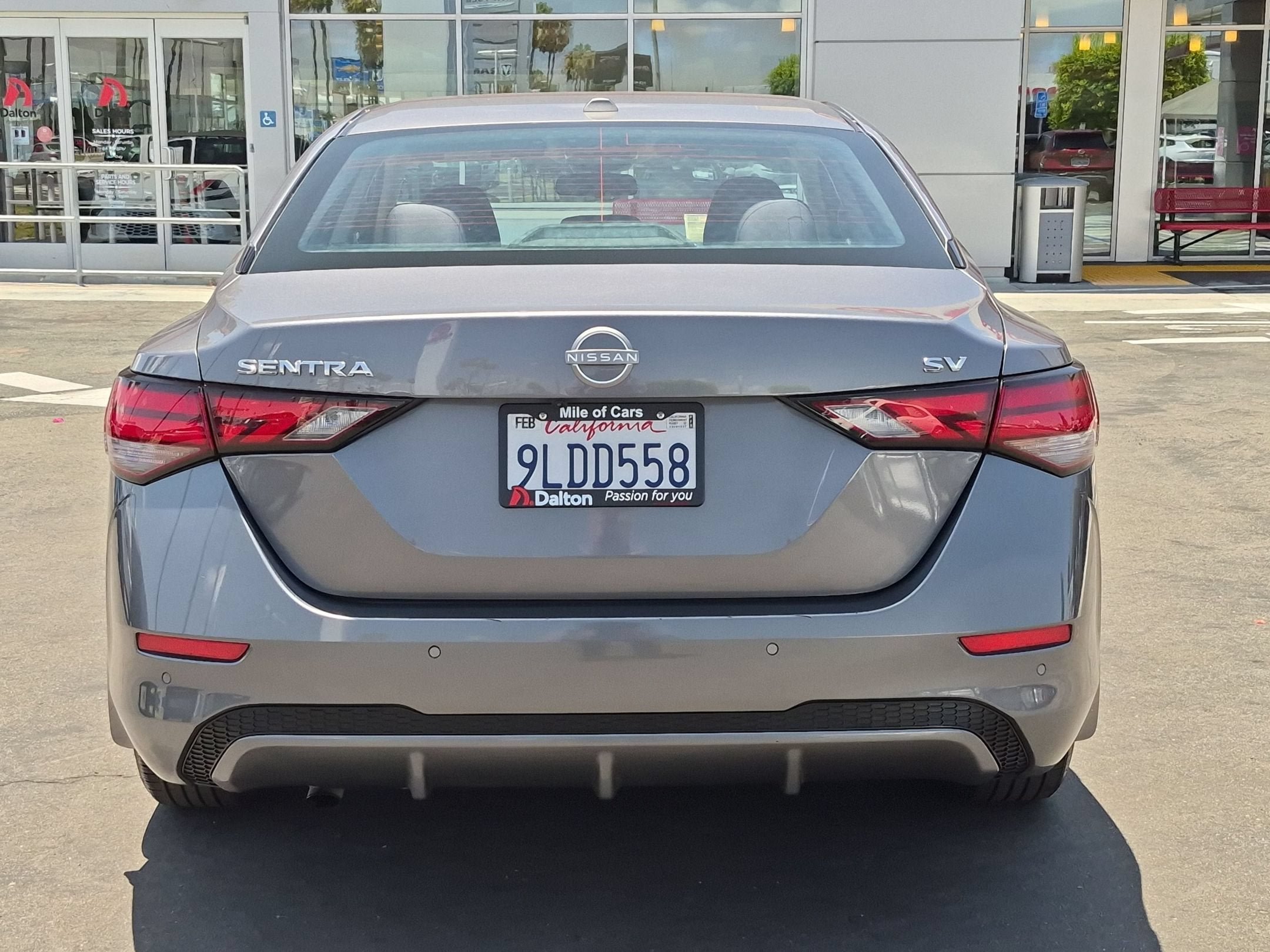 Used 2024 Nissan Sentra SV FWD image 7