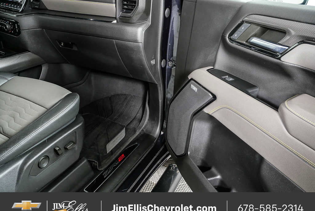 Certified 2023 Chevrolet Silverado 1500 ZR2 w/ Technology Package AWD/4WD image 50