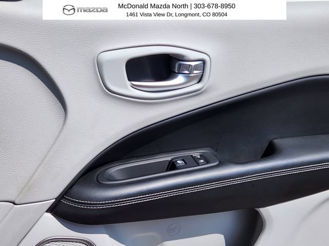Used 2018 Jeep Compass Latitude w/ Popular Equipment Group FWD image 13