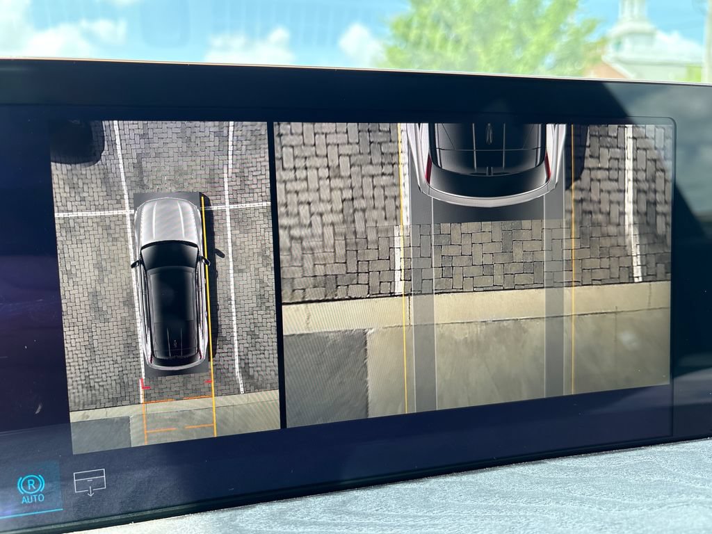 New 2026 Cadillac Escalade IQ AWD Sport 1 w/ LPO, Floor Liner Package image 25