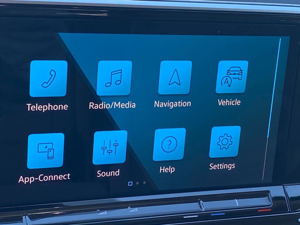 Certified 2025 Volkswagen Atlas SE w/ Panoramic Sunroof Package image 14