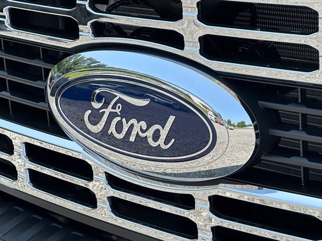 New 2026 Ford F550 4x4 Regular Cab Super Duty image 24