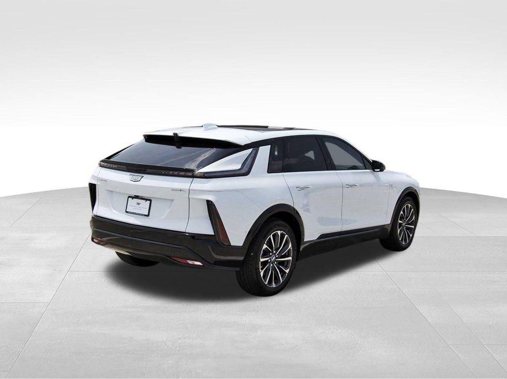 New 2026 Cadillac Lyriq Sport AWD/4WD image 4