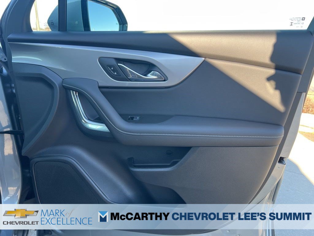 New 2026 Chevrolet Blazer LT w/ Convenience Package FWD image 15